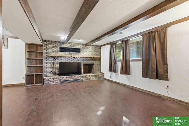 8464 Orchard Avenue, Omaha, NE 68127