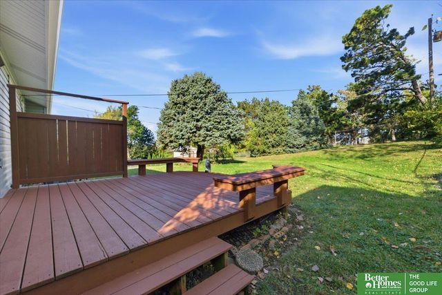 8464 Orchard Avenue, Omaha, NE 68127