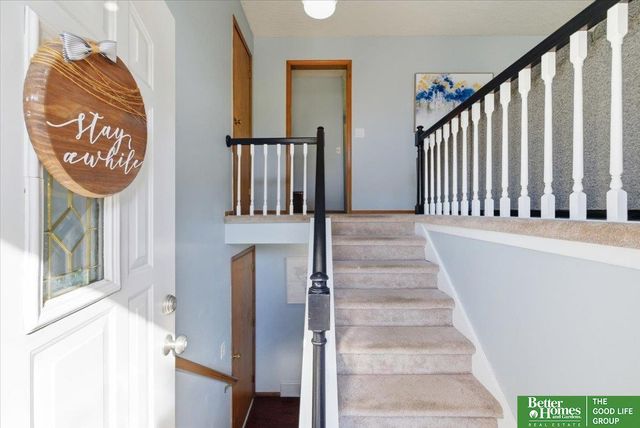 8464 Orchard Avenue, Omaha, NE 68127