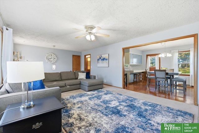 8464 Orchard Avenue, Omaha, NE 68127