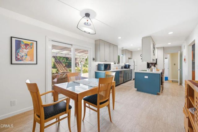 271 Calle Higuera, Camarillo, CA 93010