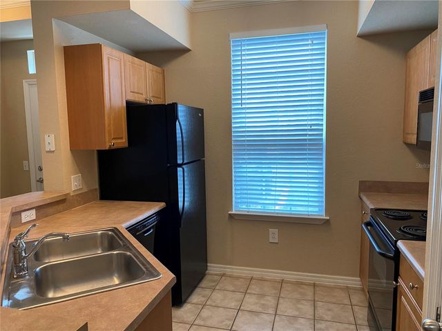 5550 ROSEHILL ROAD 102, Sarasota, FL 34233