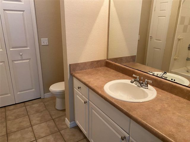5550 ROSEHILL ROAD 102, Sarasota, FL 34233