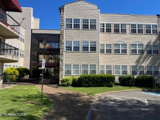 2749 Sullins St C111, Knoxville, TN 37919