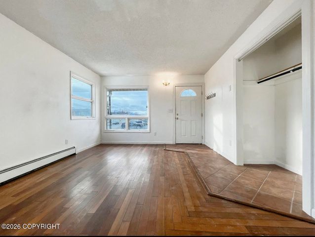 3637 Thompson Avenue, Anchorage, AK 99508