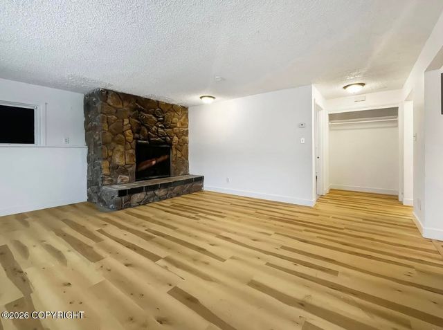 3637 Thompson Avenue, Anchorage, AK 99508