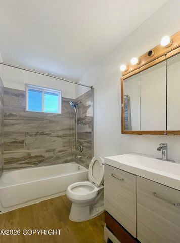 3637 Thompson Avenue, Anchorage, AK 99508