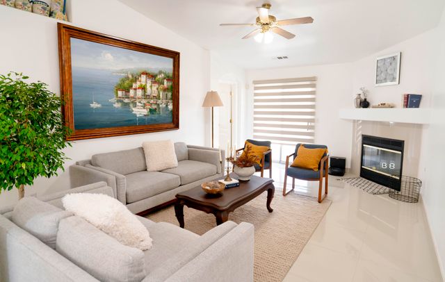 1502 W River Avenue, Porterville, CA 93257