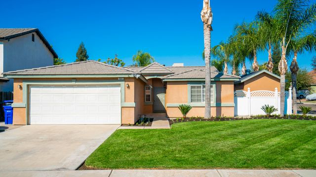 1502 W River Avenue, Porterville, CA 93257