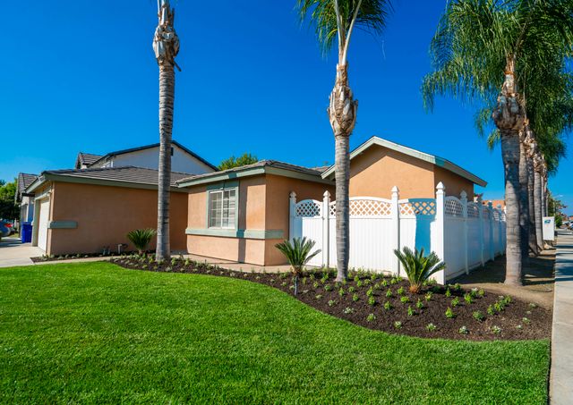 1502 W River Avenue, Porterville, CA 93257