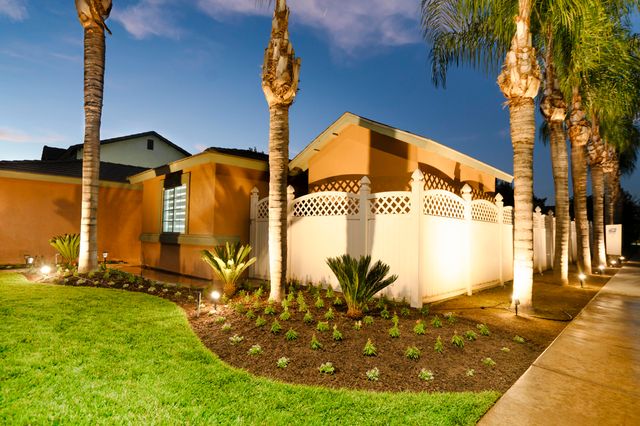 1502 W River Avenue, Porterville, CA 93257