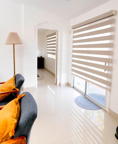 1502 W River Avenue, Porterville, CA 93257