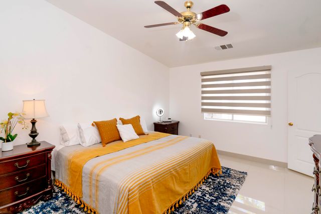 1502 W River Avenue, Porterville, CA 93257