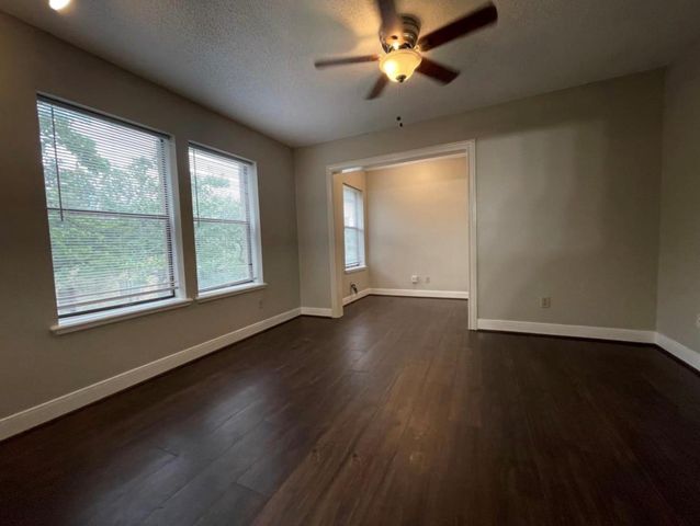 1901 Brun Street C, Houston, TX 77019