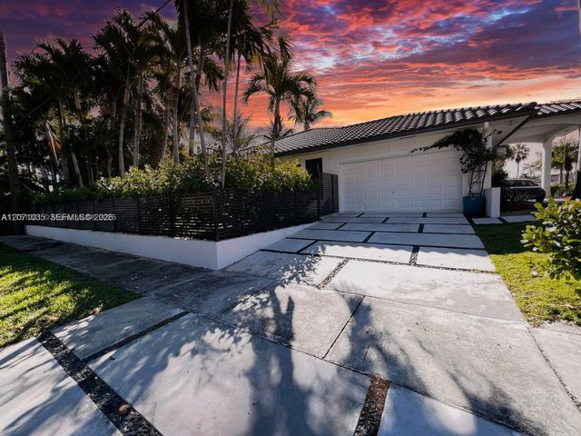 17615 SW 80th, Palmetto Bay, FL 33157