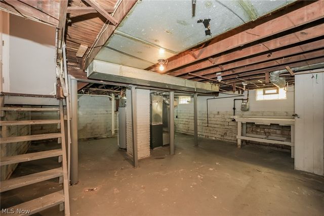 3500 W 95th Street, Cleveland, OH 44102