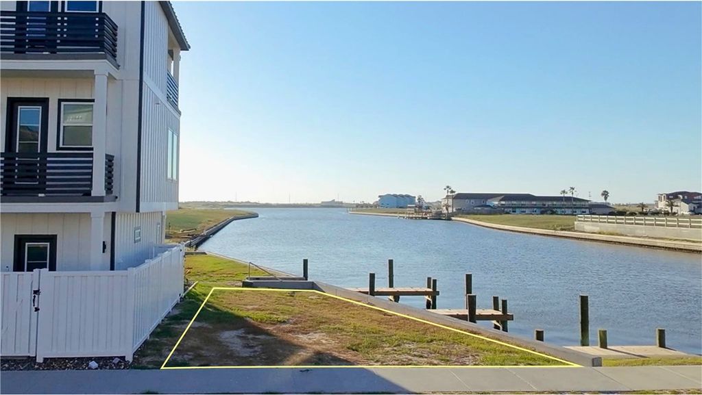 14923 Leeward Dr, Corpus Christi, TX 78418 — exterior