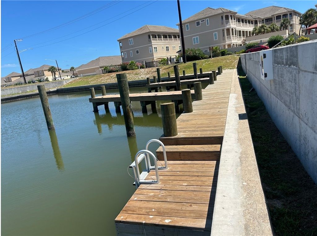 14923 Leeward Dr, Corpus Christi, TX 78418 — photo 5
