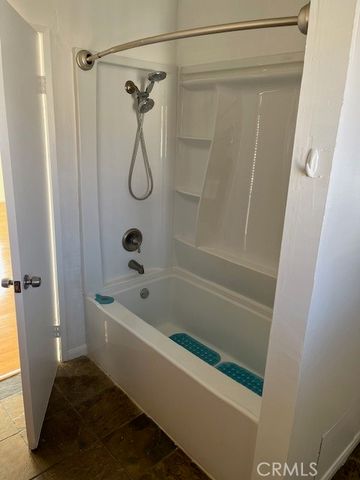 22003 Belshire 9, Hawaiian Gardens, CA 90716