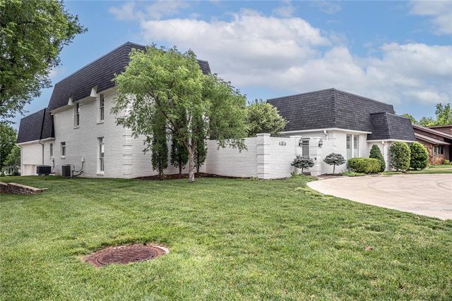 12610 Maple Ridge Road, Oklahoma City, OK 73120