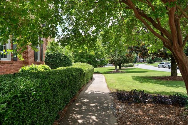 8 Limerick Court, Cartersville, GA 30120