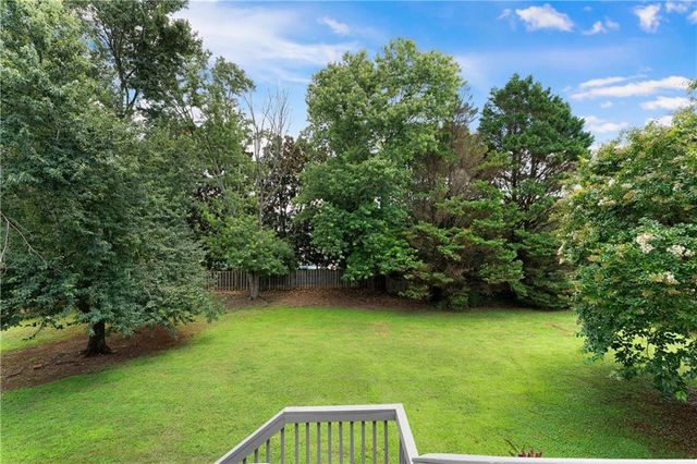 8 Limerick Court, Cartersville, GA 30120
