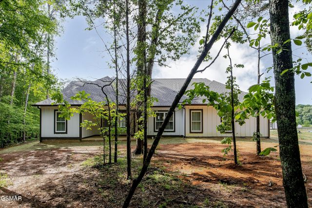 2421 Iron Forge Way, Sevierville, TN 37876