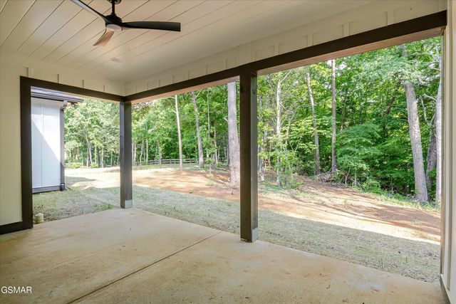 2421 Iron Forge Way, Sevierville, TN 37876