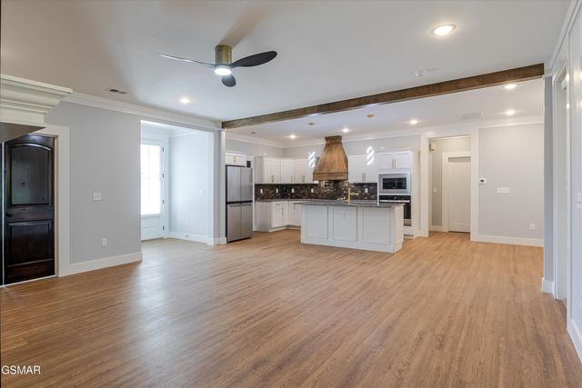 2421 Iron Forge Way, Sevierville, TN 37876