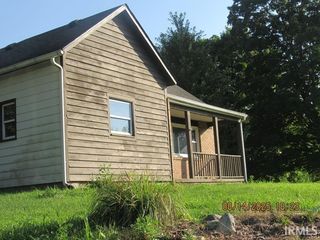 286 E WHITLEY Street, Churubusco, IN 46723