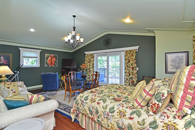 110 Chapel Knoll DRIVE, Fox Chapel, PA 15238