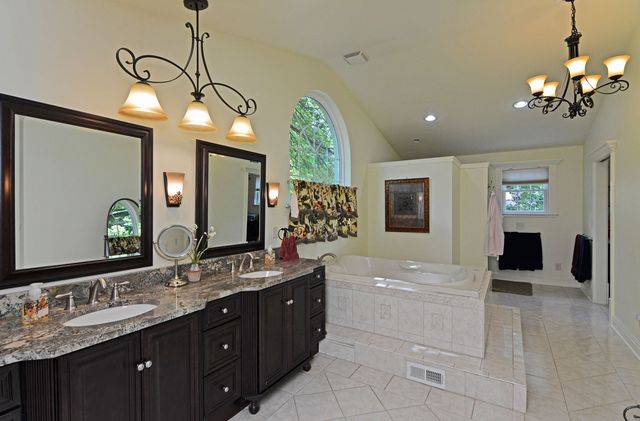 110 Chapel Knoll DRIVE, Fox Chapel, PA 15238
