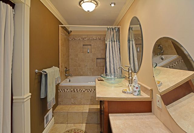 110 Chapel Knoll DRIVE, Fox Chapel, PA 15238