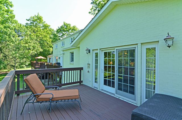 110 Chapel Knoll DRIVE, Fox Chapel, PA 15238