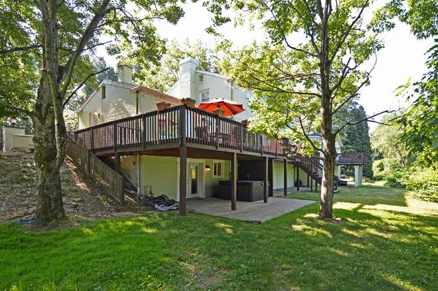 110 Chapel Knoll DRIVE, Fox Chapel, PA 15238
