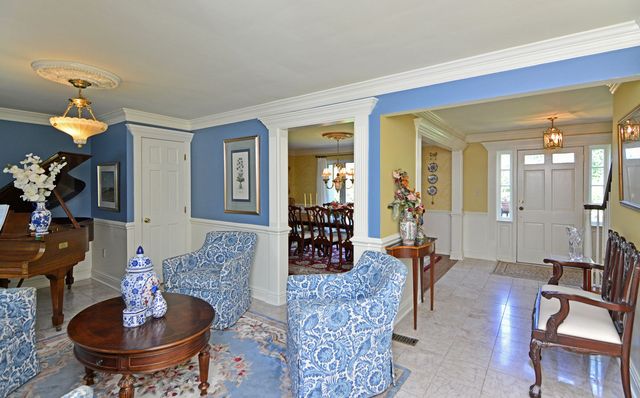 110 Chapel Knoll DRIVE, Fox Chapel, PA 15238