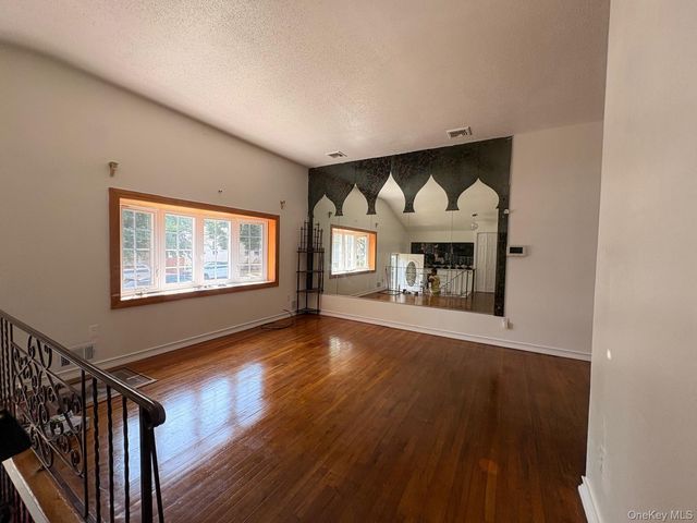 140-28 161st Street 1, Jamaica, NY 11434