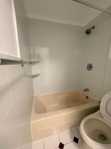 140-28 161st Street 1, Jamaica, NY 11434