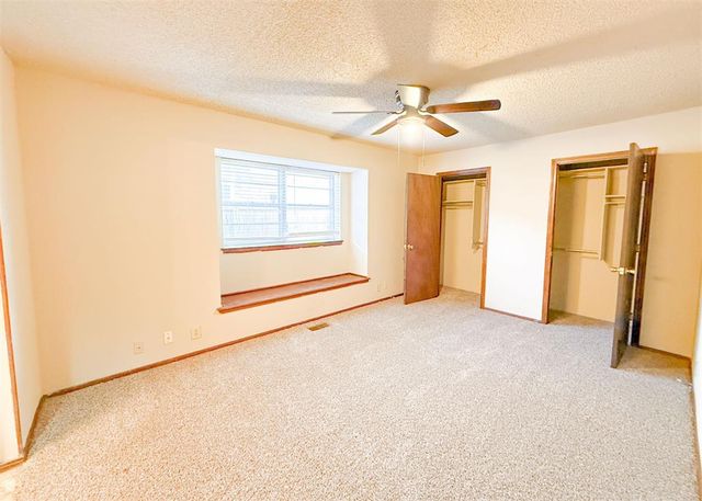 3622 Wynn Circle, Edmond, OK 73013