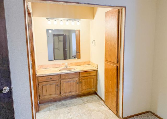 3622 Wynn Circle, Edmond, OK 73013