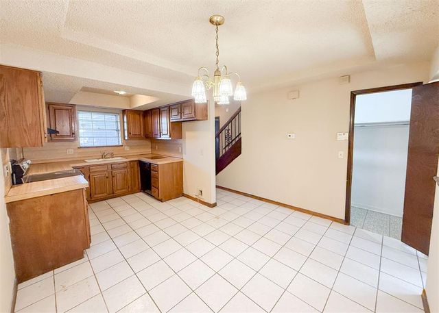 3622 Wynn Circle, Edmond, OK 73013