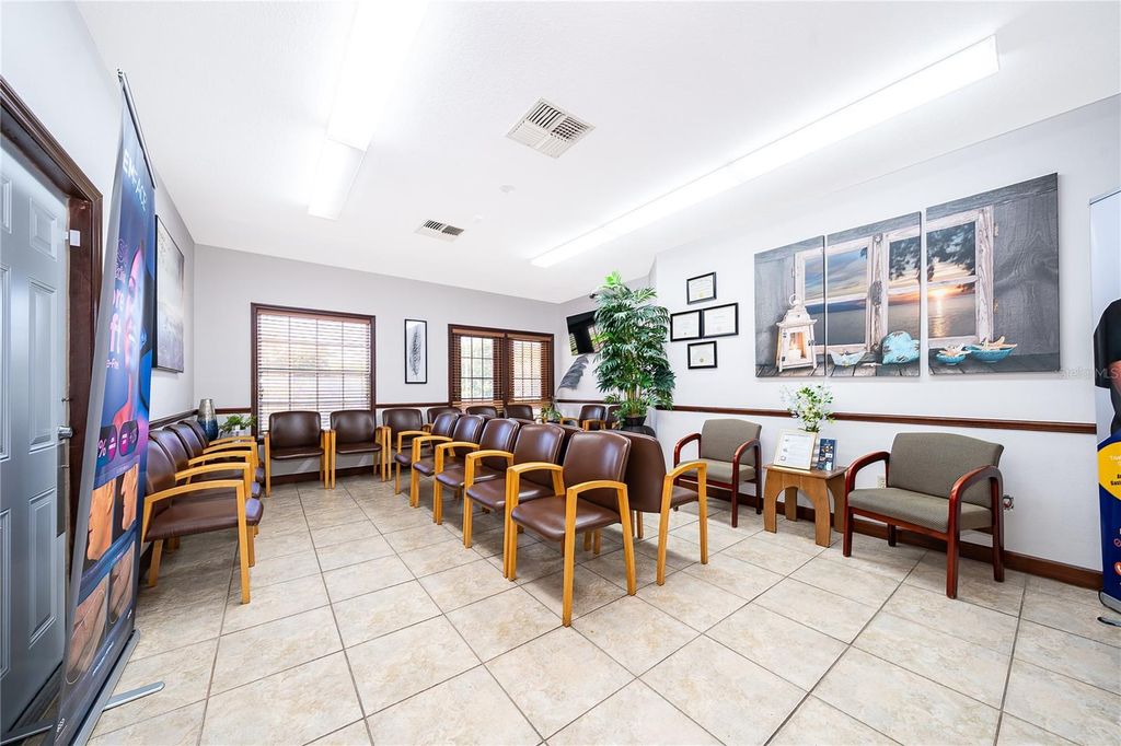 Image 4 of property listing at Address unavailable.