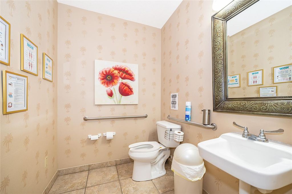 Image 7 of property listing at Address unavailable.