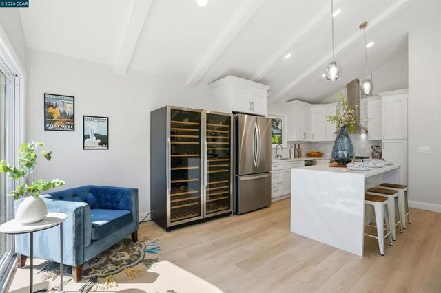 930 930 Pinto Ct, Walnut Creek, CA 94596