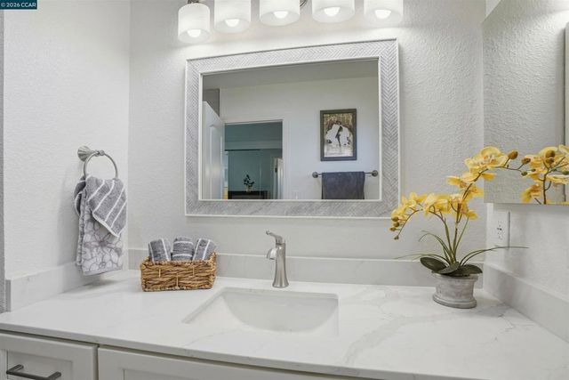 930 930 Pinto Ct, Walnut Creek, CA 94596