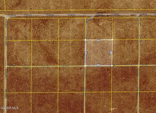 Corner W Ave G2/137th St W, Lancaster, CA 93536