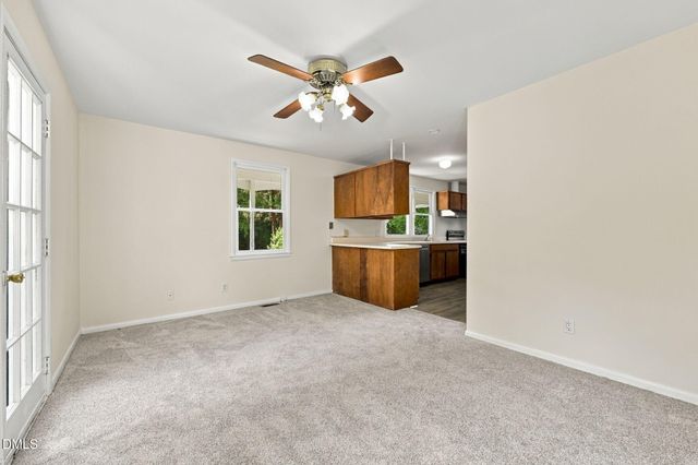 404 Longleaf Drive, Chapel Hill, NC 27517