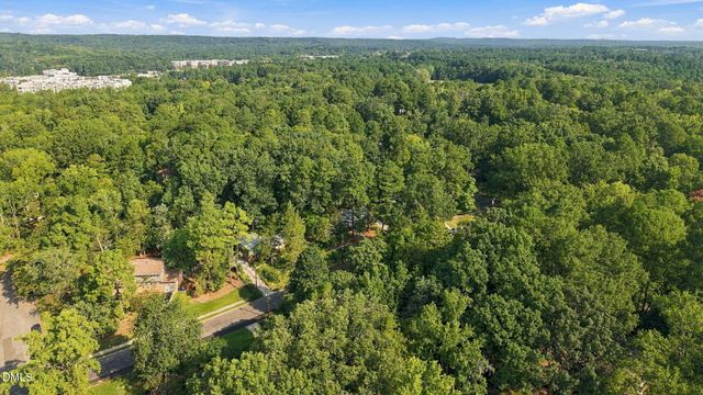 404 Longleaf Drive, Chapel Hill, NC 27517