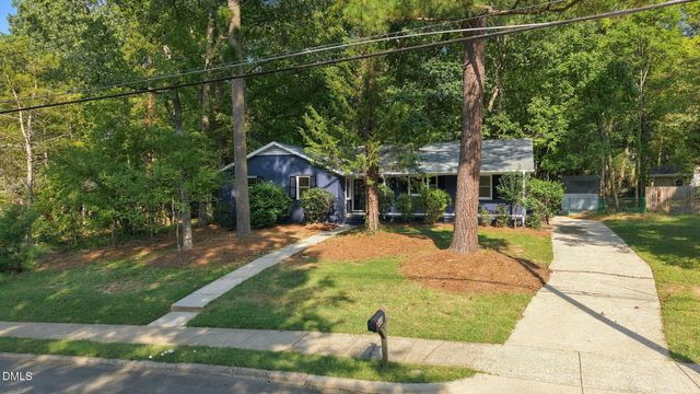 404 Longleaf Drive, Chapel Hill, NC 27517
