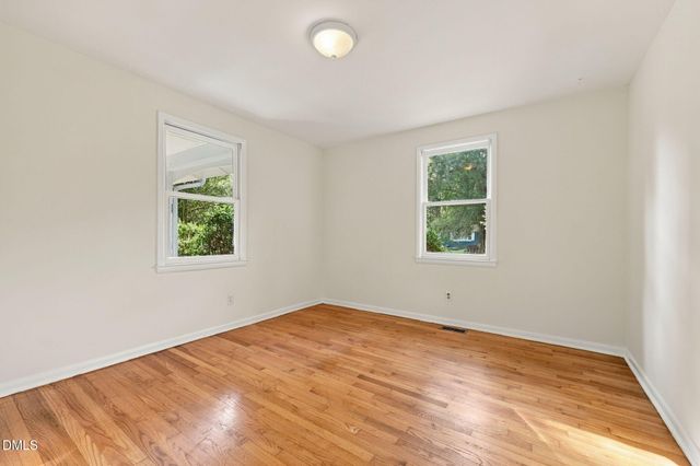 404 Longleaf Drive, Chapel Hill, NC 27517